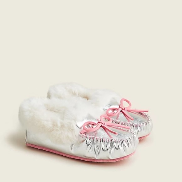 J crew Girls' metallic lodge moccasins sleepers in metallic silver pink size 2 - Picture 1 of 9
